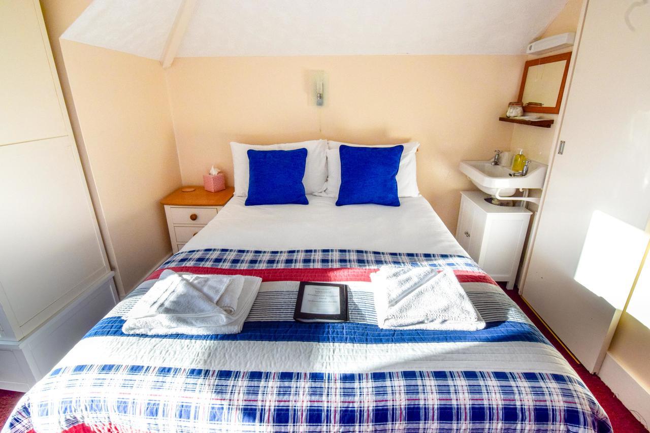 Bed and Breakfast Eastbourne Reymar Экстерьер фото